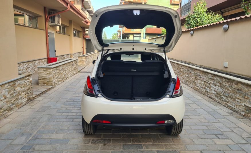 Lancia Ypsilon Ypsilon 1.0 firefly hybrid Gold s