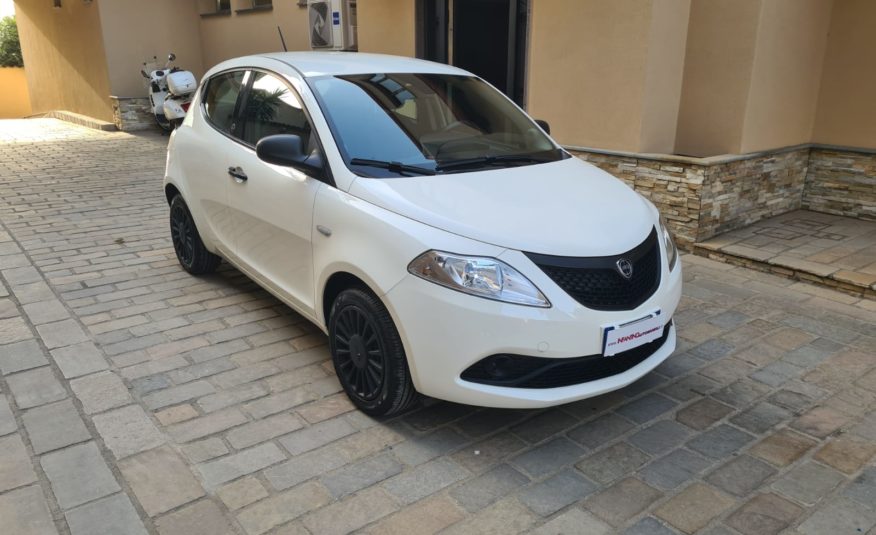 Lancia Ypsilon Ypsilon 1.0 firefly hybrid Gold s