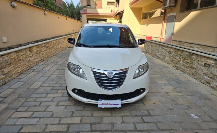 Lancia Ypsilon Ypsilon 1.2 8v Silver 69cv