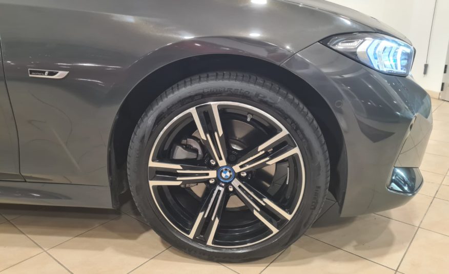 BMW 330 330e Msport xdrive auto